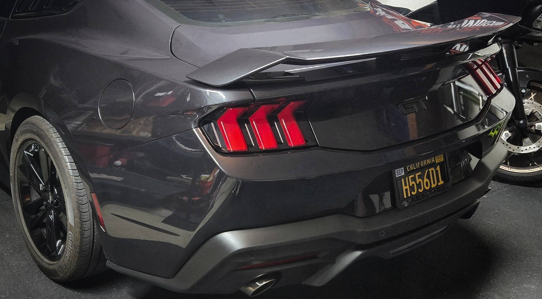 S650 Mustang Performance pack rear wing 1000004103