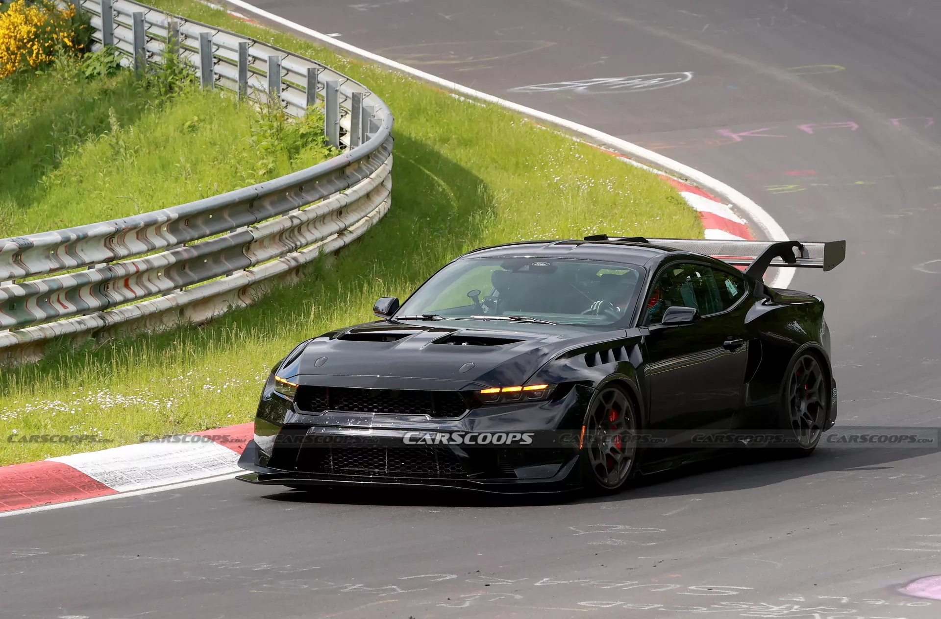 S650 Mustang Mustang GTD spotted warming up for a Nürburgring attempt 1716533345885-m6
