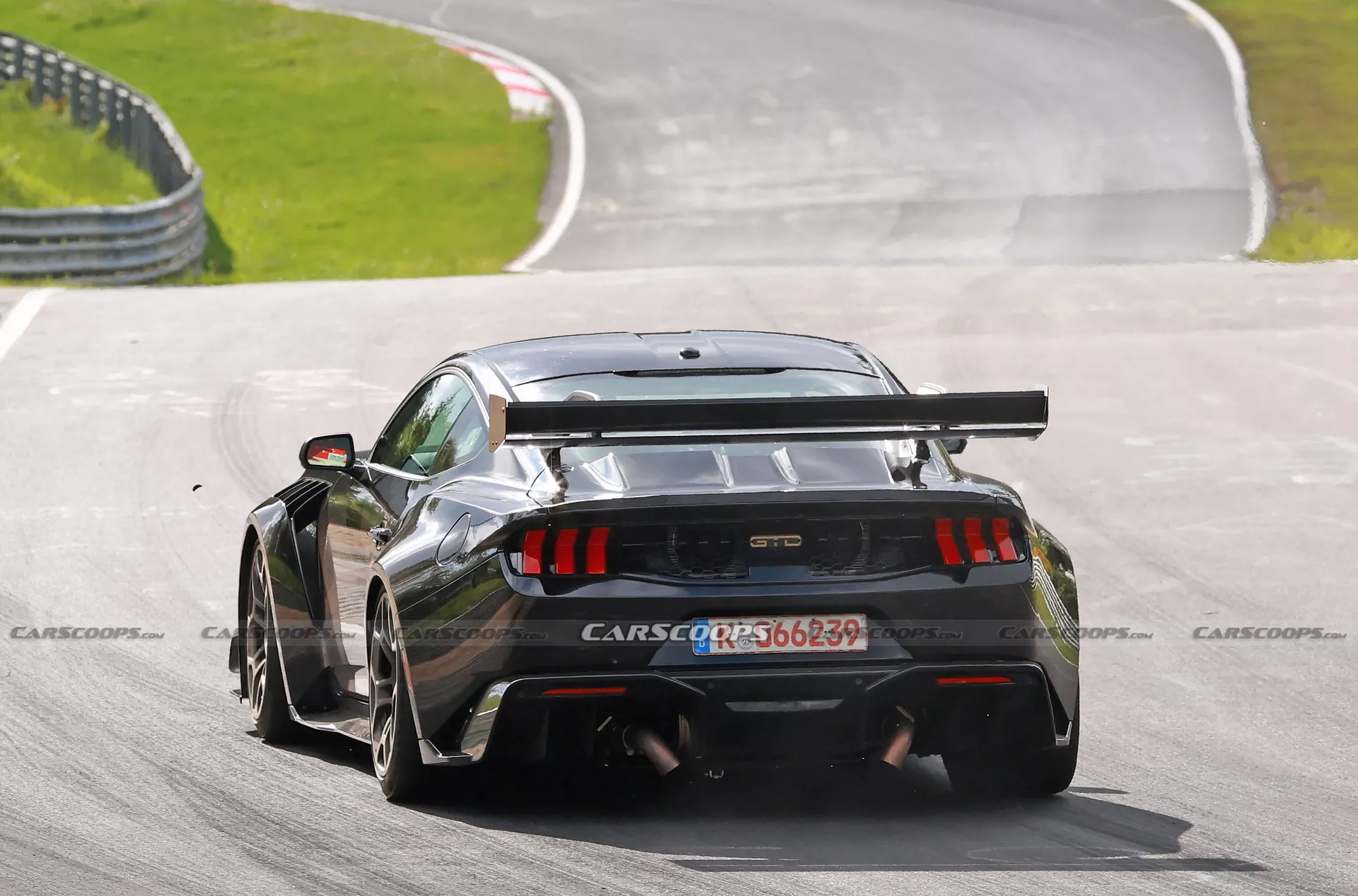 S650 Mustang Mustang GTD spotted warming up for a Nürburgring attempt 1716533379510-pi