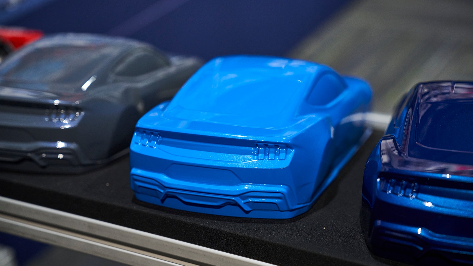 Color Samples 2024 Mustang S650 Blue Ember, Vapor Blue, Grabber Blue