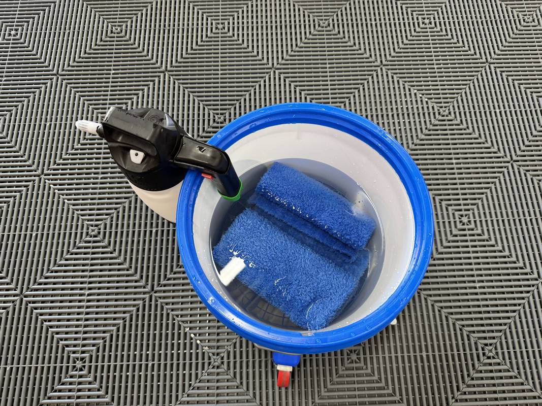 S650 Mustang Koch Chemie Rapid Rinse-less Wash RRW IMG-4562